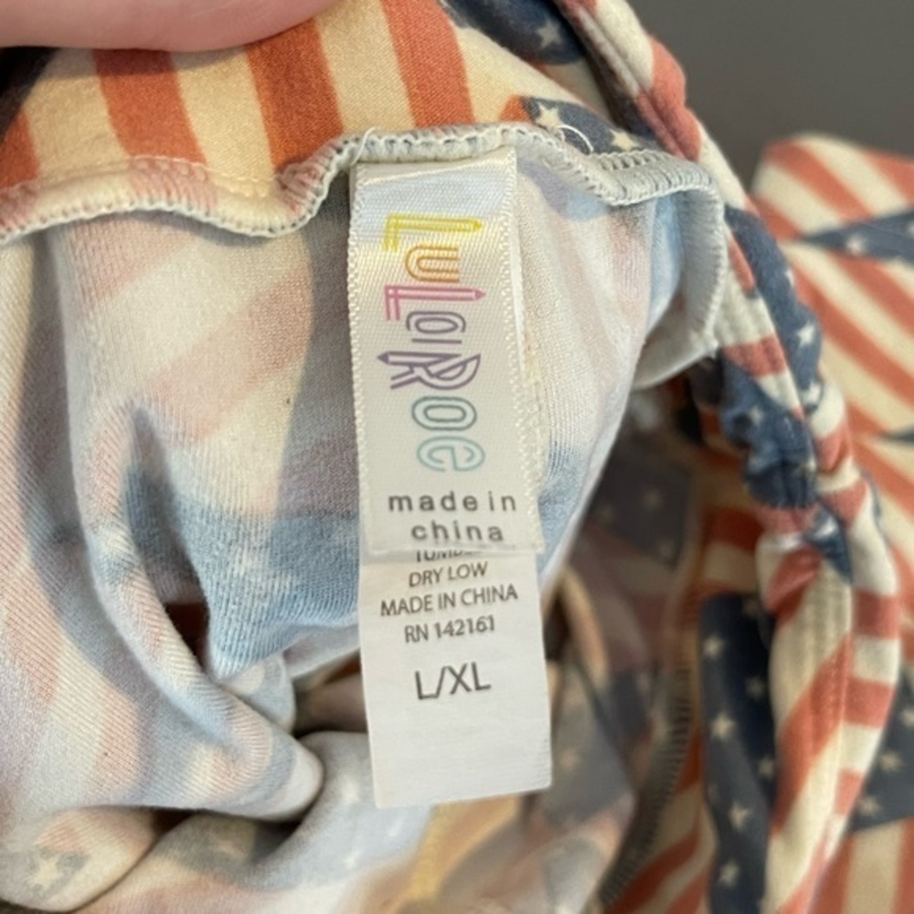 LuLaRoe Girls Patriotic Leggings - Picture 3 of 3